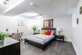 Upscale 2BR - Boutique Condo - PRIME Location Downtown!